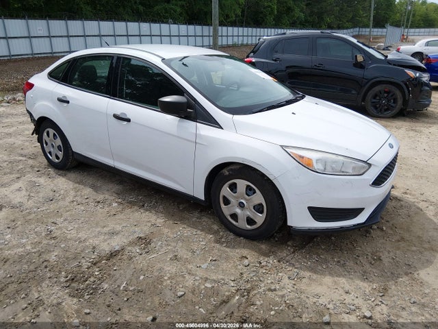 Salvage Ford Focus Image