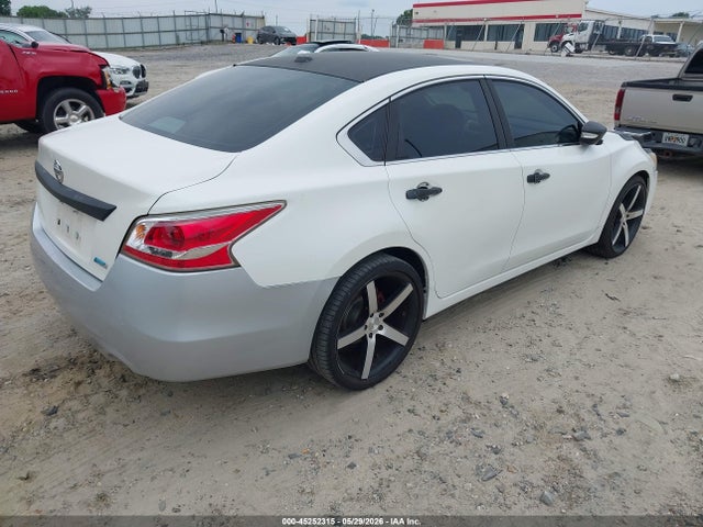 Nissan Altima 2.5 Sv