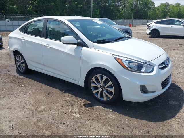 Salvage Hyundai ACCENT Image