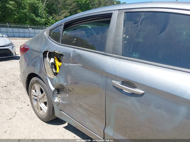 Hyundai ELANTRA Sel