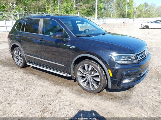 Salvage Volkswagen Tiguan Image