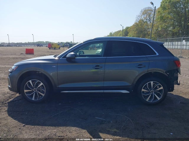 Audi Q5 Premium Plus 45 Tfsi S Line Quattro