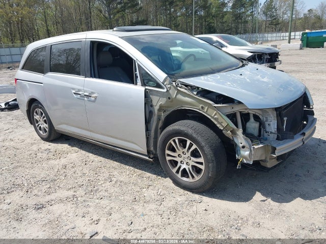 Salvage Honda Odyssey Image