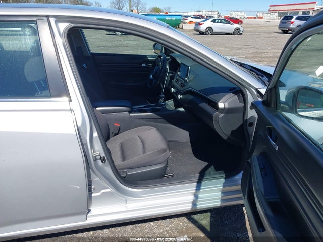 Nissan Altima S Fwd