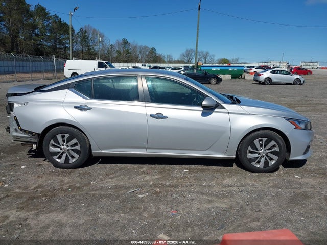 Nissan Altima S Fwd
