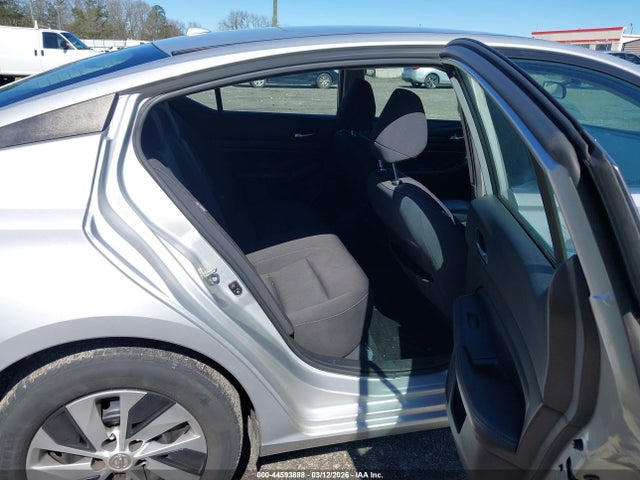 Nissan Altima S Fwd