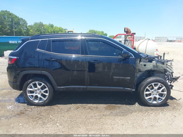 Jeep Compass Latitude Lux Fwd