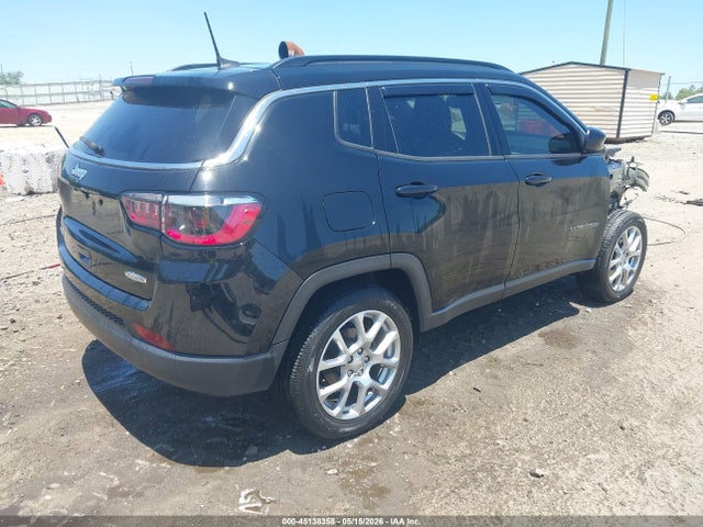 Jeep Compass Latitude Lux Fwd