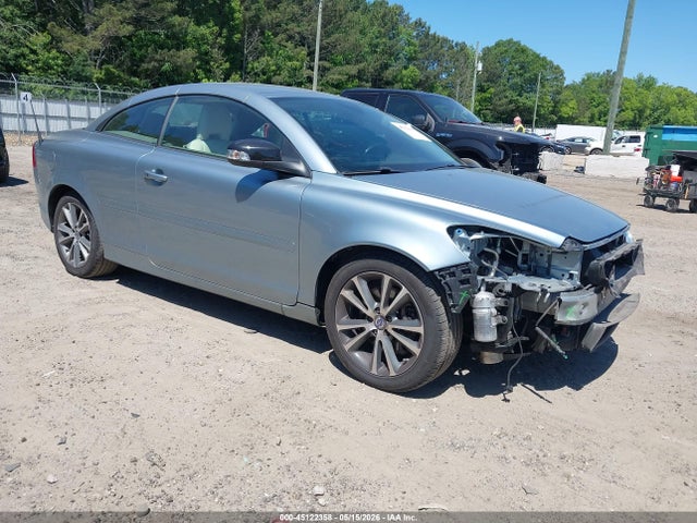 Salvage Volvo C70 Image