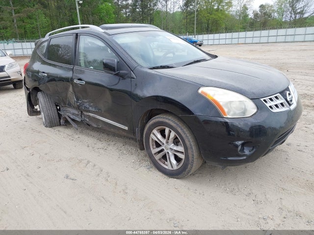Salvage Nissan Rogue Image
