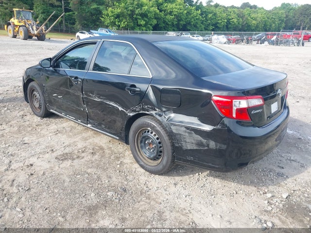 Toyota Camry Le