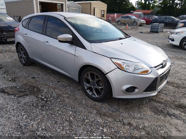 Salvage Ford Focus Image