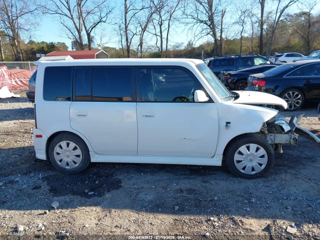 Scion xB