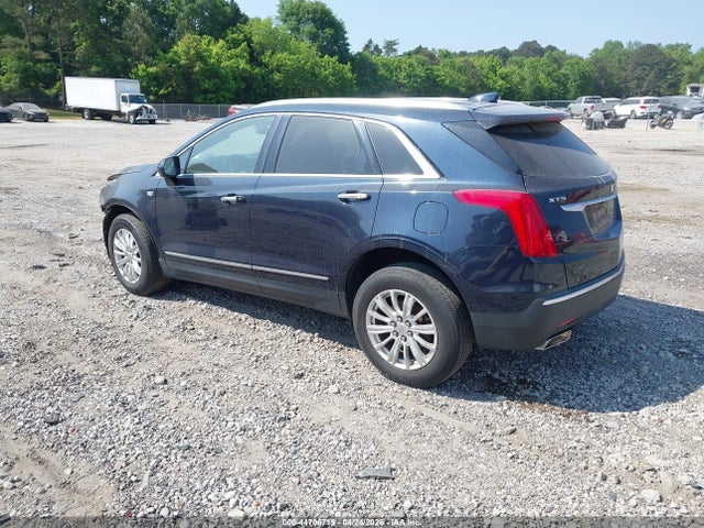 Cadillac XT5 Standard