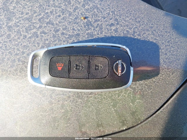 Nissan Kicks S Fwd