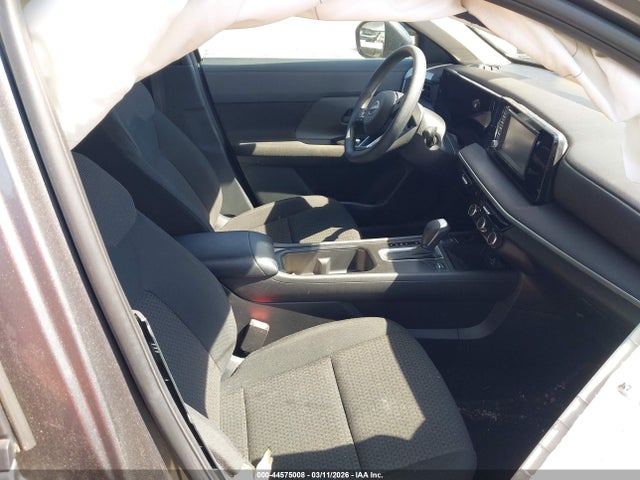 Nissan Kicks S Fwd