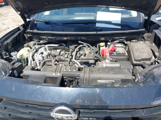 Nissan Kicks S Fwd
