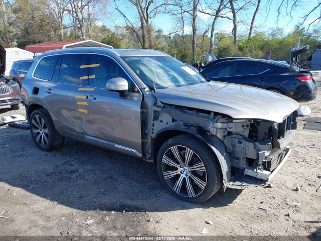 Salvage Volvo XC90 Image
