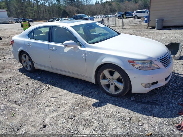 Salvage Lexus LS Image