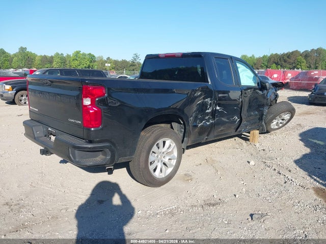 Chevrolet Silverado 1500 2wd  Standard Bed Custom