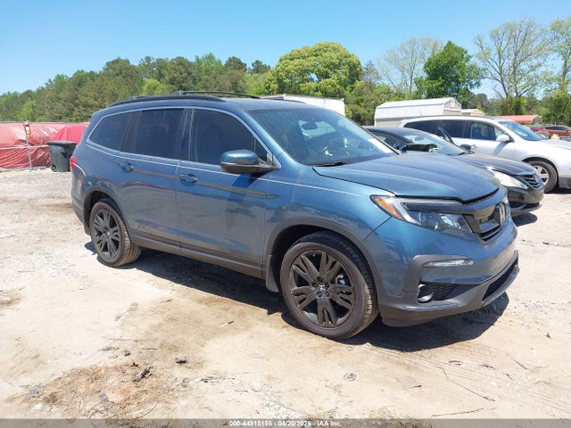 Salvage Honda Pilot Image