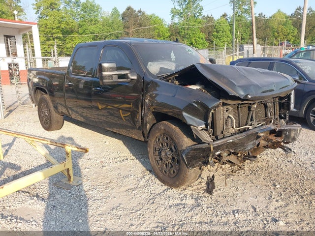 Salvage GMC Sierra 2500 Image