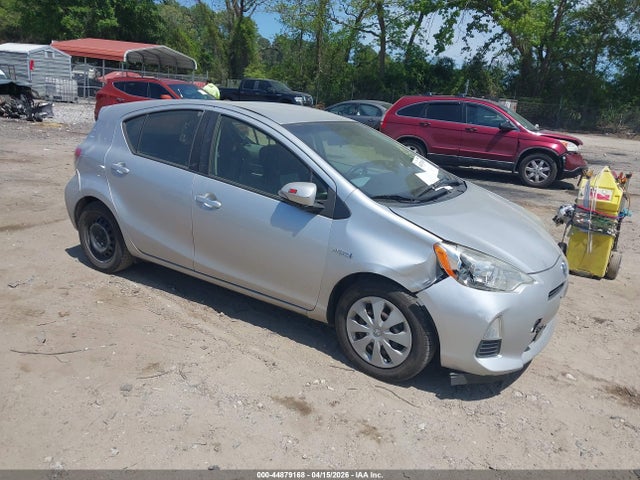 Salvage Toyota Prius c Image