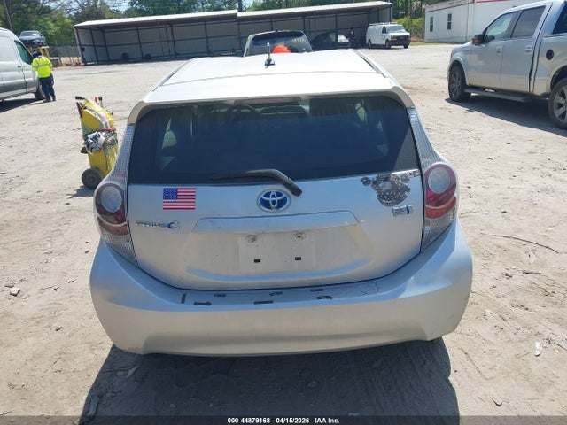 Toyota Prius c Two