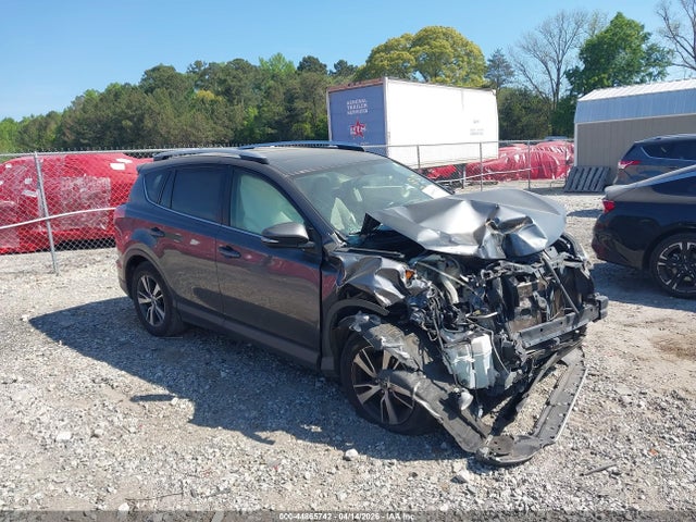 Salvage Toyota RAV4 Image