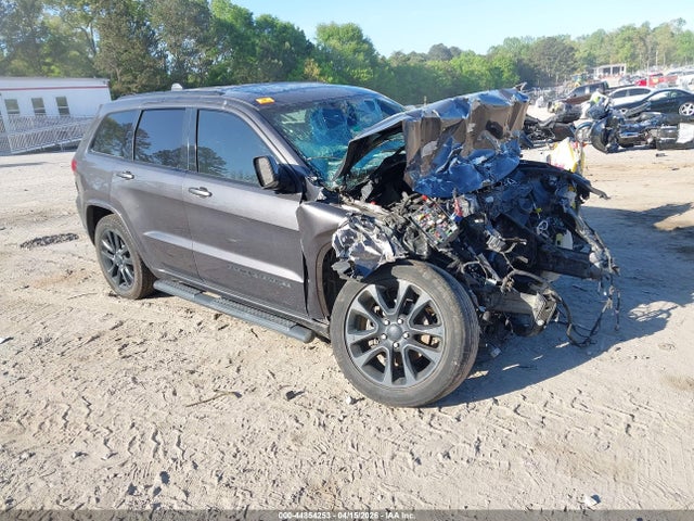 Salvage Jeep Grand Cherokee Image