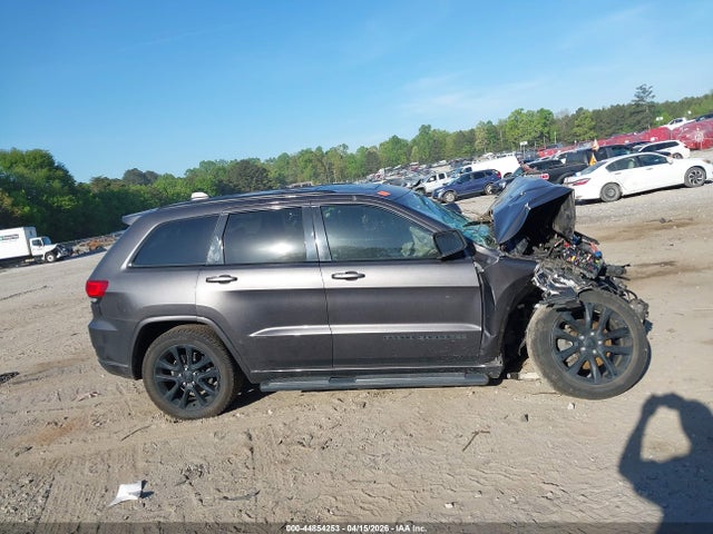 Jeep Grand Cherokee Altitude 4x2