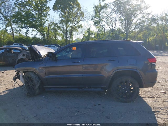 Jeep Grand Cherokee Altitude 4x2