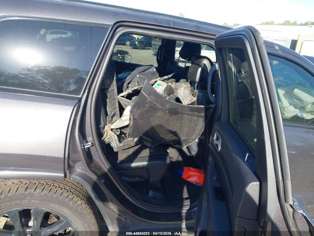 Jeep Grand Cherokee Altitude 4x2