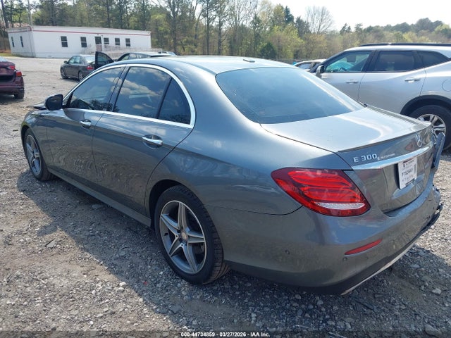 Mercedes-Benz E-Class 4matic