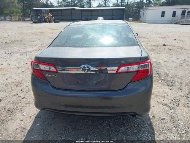 Toyota Camry L