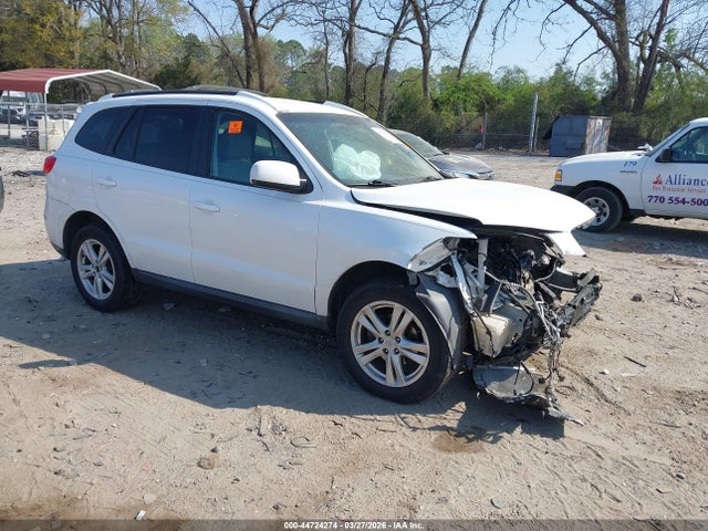 Salvage Hyundai SANTA FE Image
