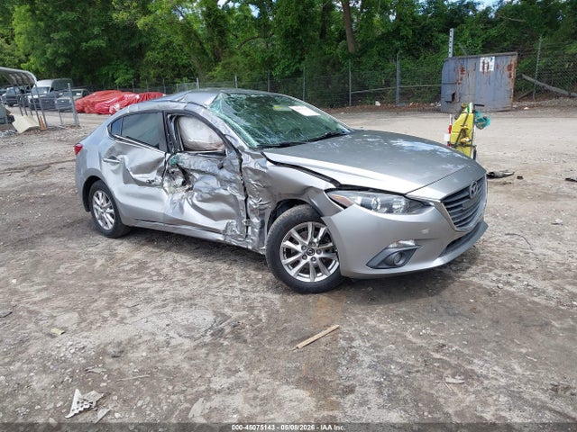 Salvage Mazda Mazda3 Image