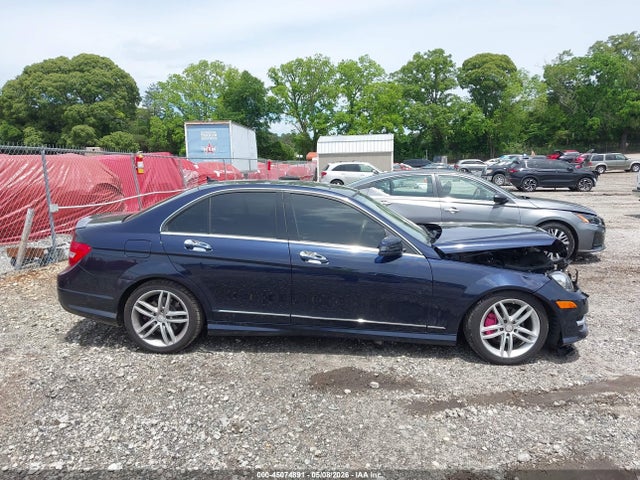 Mercedes-Benz C-Class Sport 4matic
