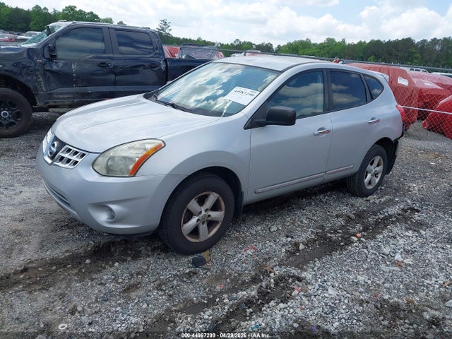 Salvage Nissan Rogue Image