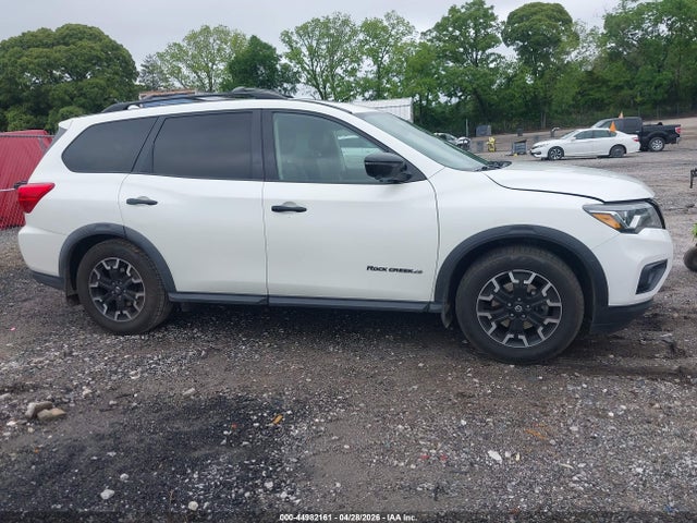 Nissan Pathfinder Sl