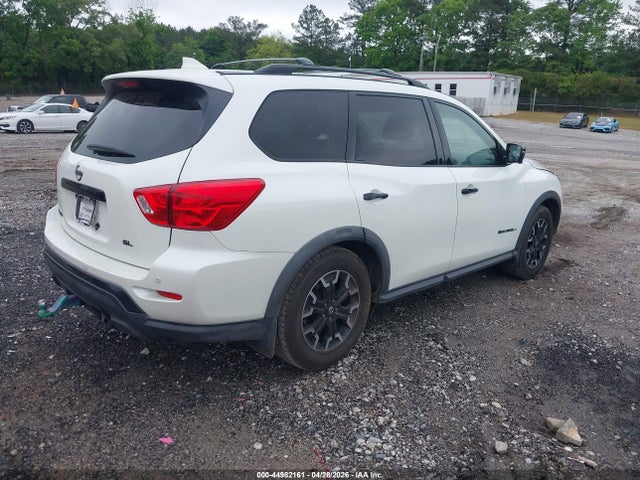 Nissan Pathfinder Sl