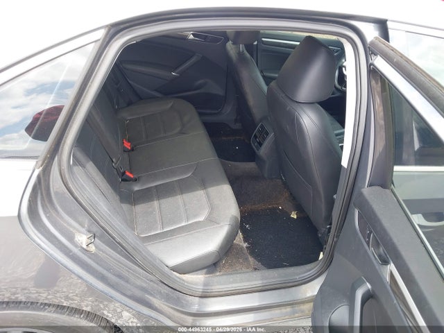 Volkswagen Passat 1.8t Se