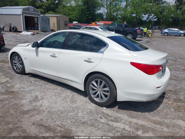 INFINITI Q50 3.0t Premium