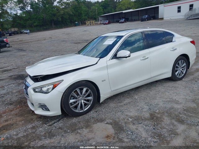 INFINITI Q50 3.0t Premium