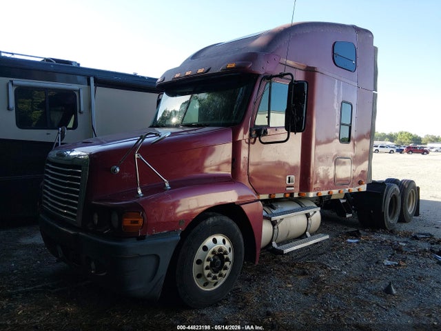 Freightliner Conventional St120