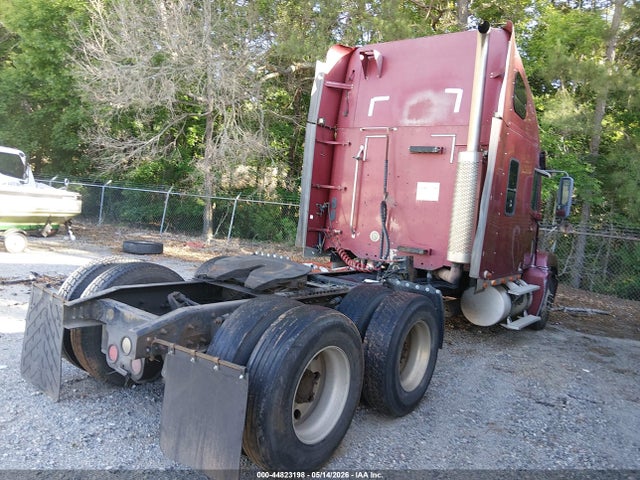Freightliner Conventional St120