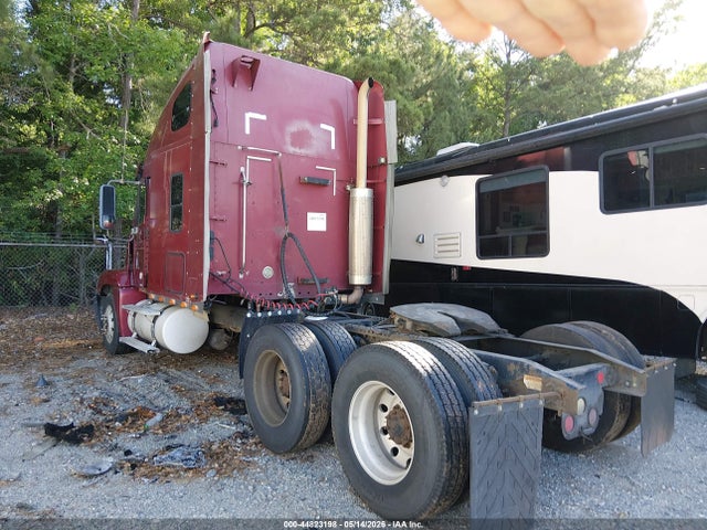 Freightliner Conventional St120