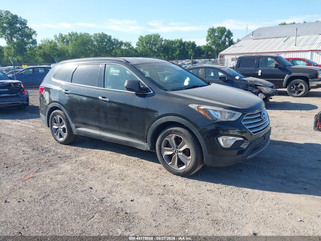 Salvage Hyundai SANTA FE Image