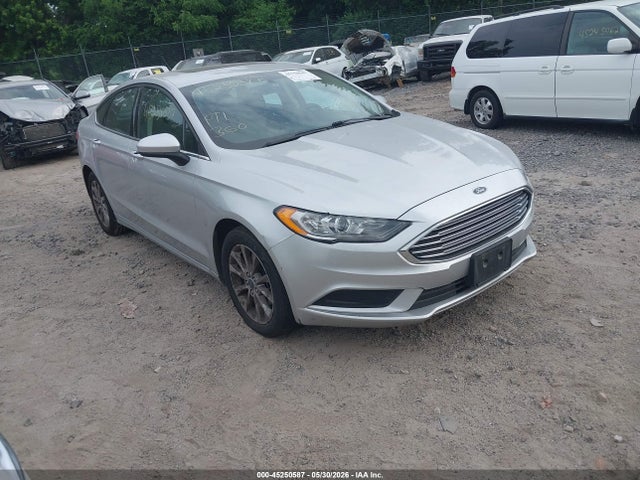 Salvage Ford Fusion Image