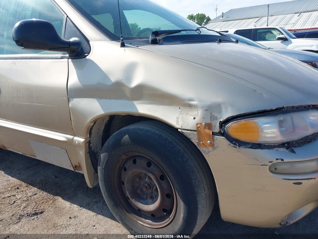 Chrysler Town & Country Lx